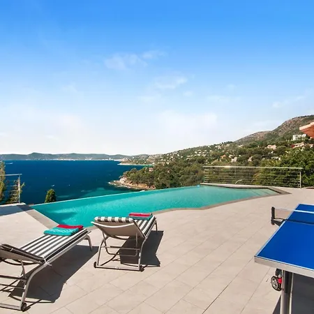 Aigue-belle Sleeps 8 Pool Air Con Wifi Villa Le Lavandou