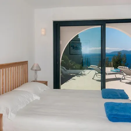 Aigue-belle Sleeps 8 Pool Air Con Wifi Villa Le Lavandou